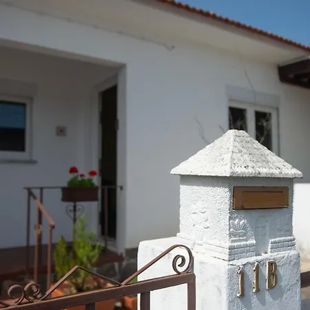 Casa Do Carvalhal - Natureza No Centro Da Cidade Santa Maria da Feira