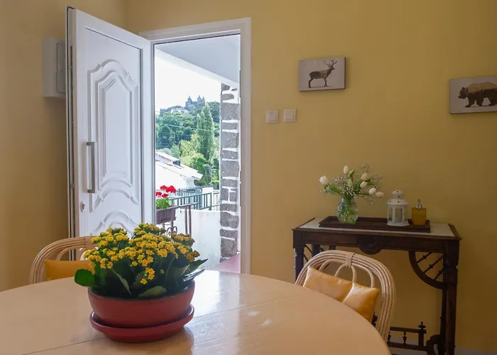 Country house Casa Do Carvalhal - Natureza No Centro Da Cidade Santa Maria da Feira