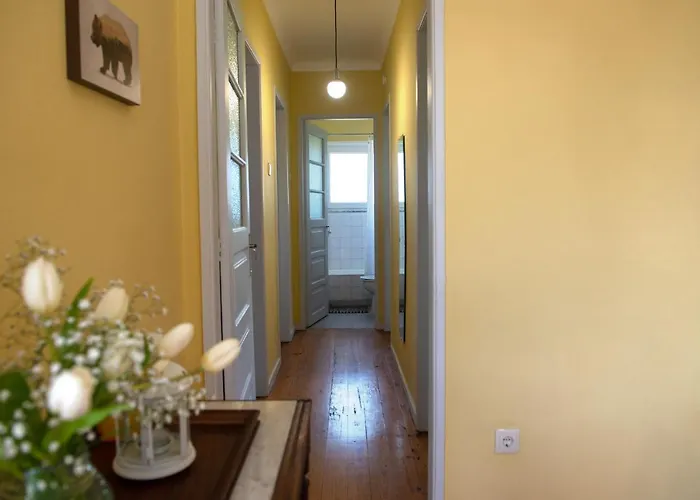 Casa Do Carvalhal - Natureza No Centro Da Cidade Country house Santa Maria da Feira