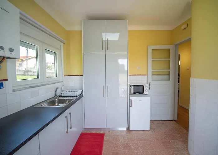 Casa Do Carvalhal - Natureza No Centro Da Cidade Country house *