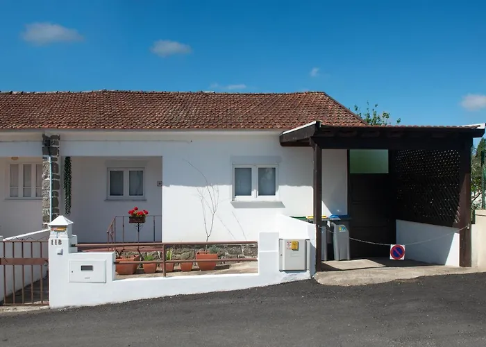 Country house Casa Do Carvalhal - Natureza No Centro Da Cidade